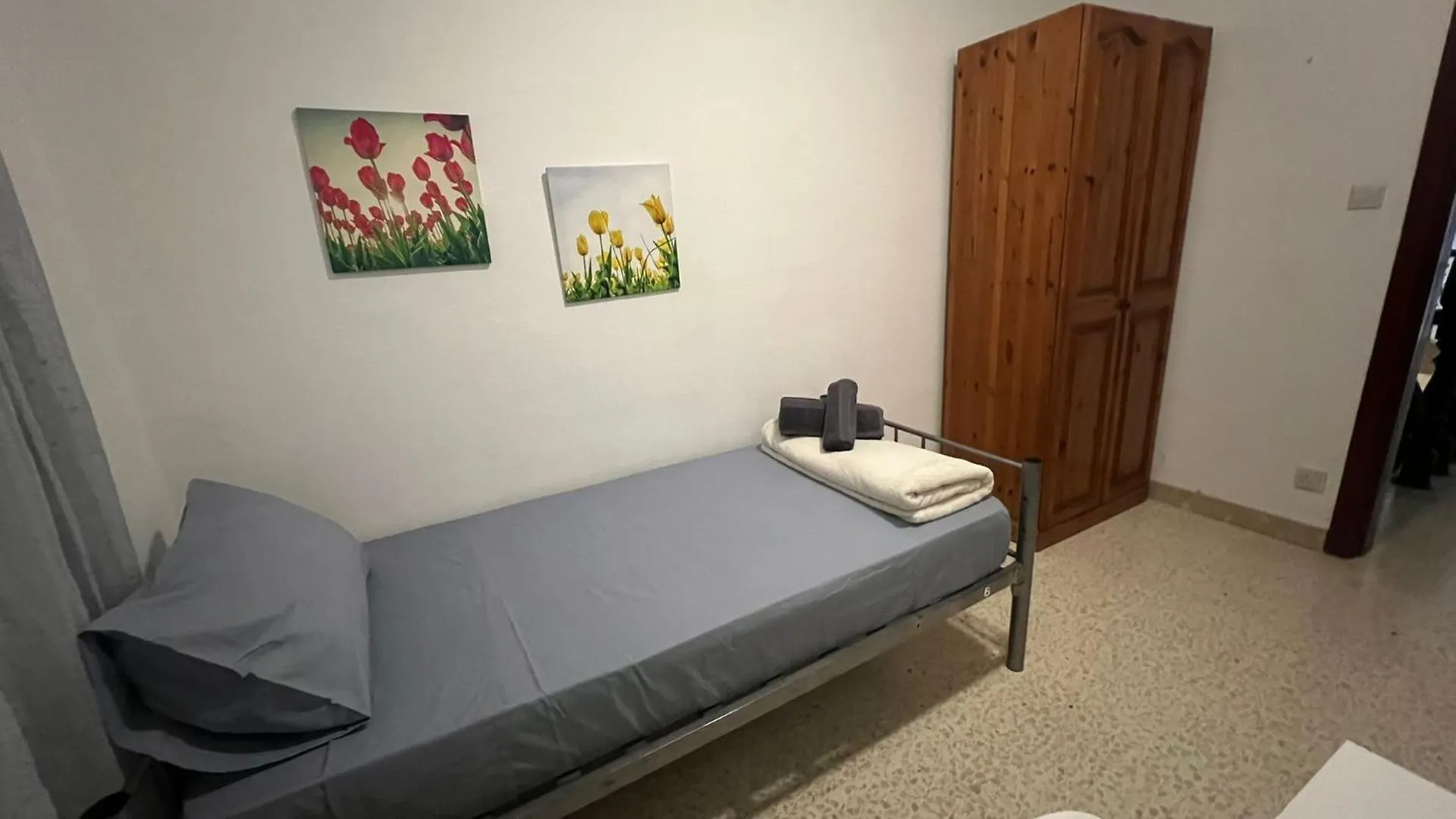 Private Room San Gwann Bed & Breakfast